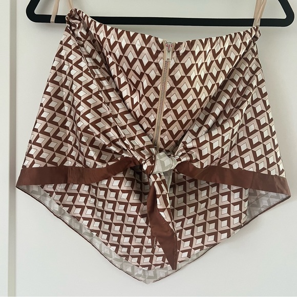 Seven Wonders Milani Chocolate Geo Satin Pant & Scarf Top Set- Large (US 8) - Picture 9 of 11